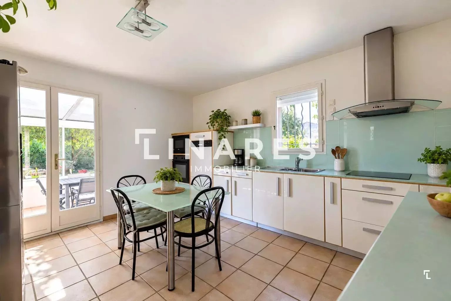 Maison à vendre, 5m², Éguilles
