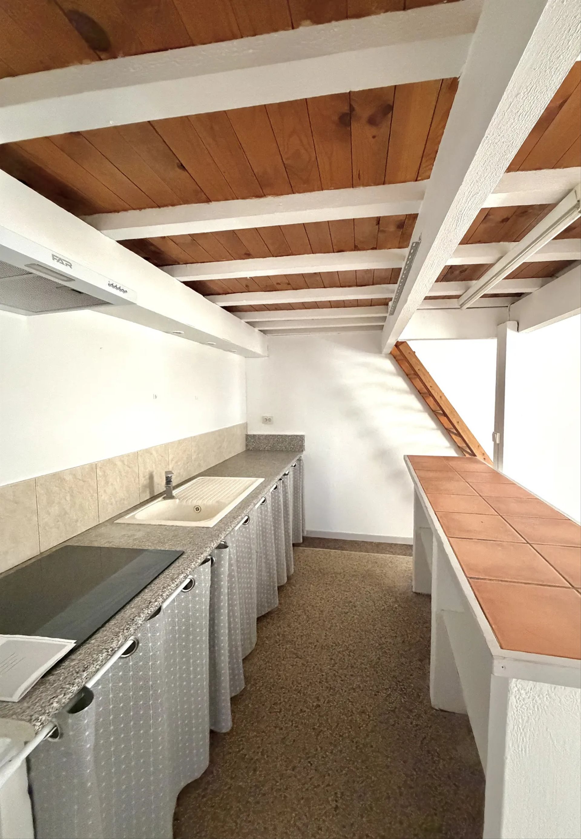 Appartement à louer, 23m², Arles