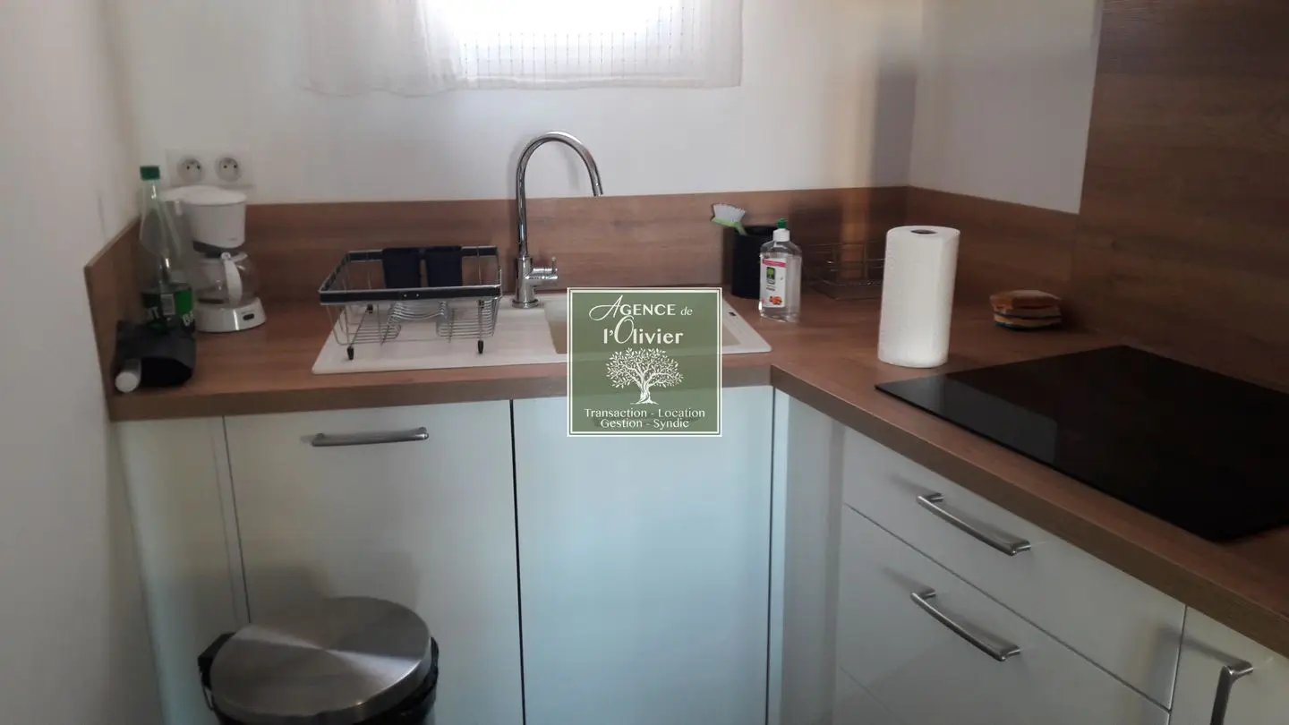 Maison à louer, 80m², Arles