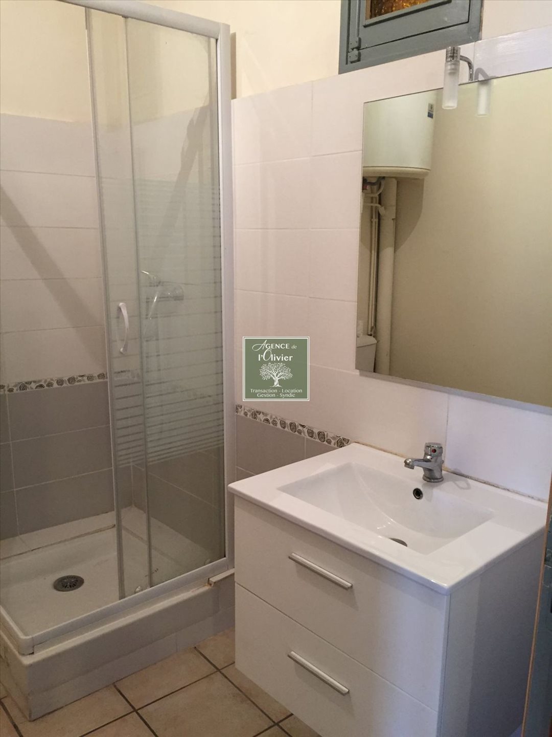 Appartement à louer, 30m², Arles