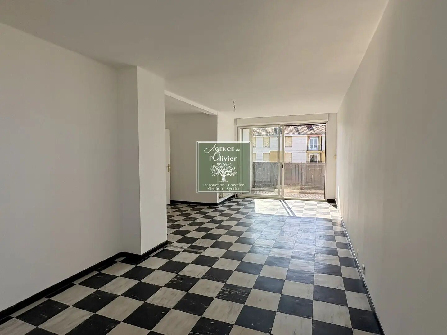 Appartement à vendre, 73m², Arles