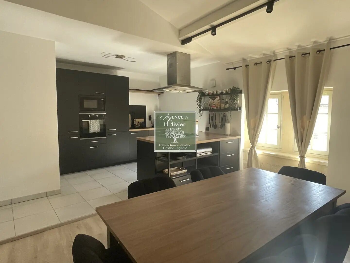 Appartement à vendre, 101m², Tarascon