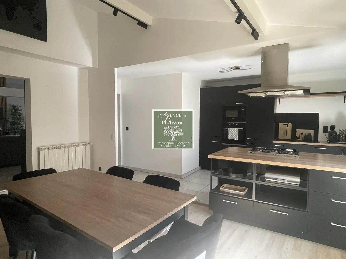 Appartement à vendre, 101m², Tarascon