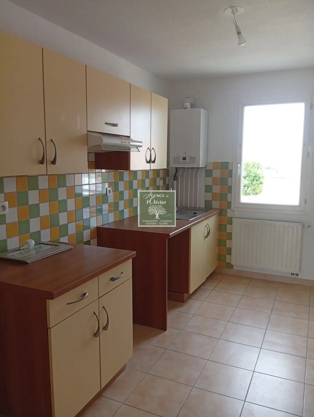 Appartement à louer, 71m², Fourques