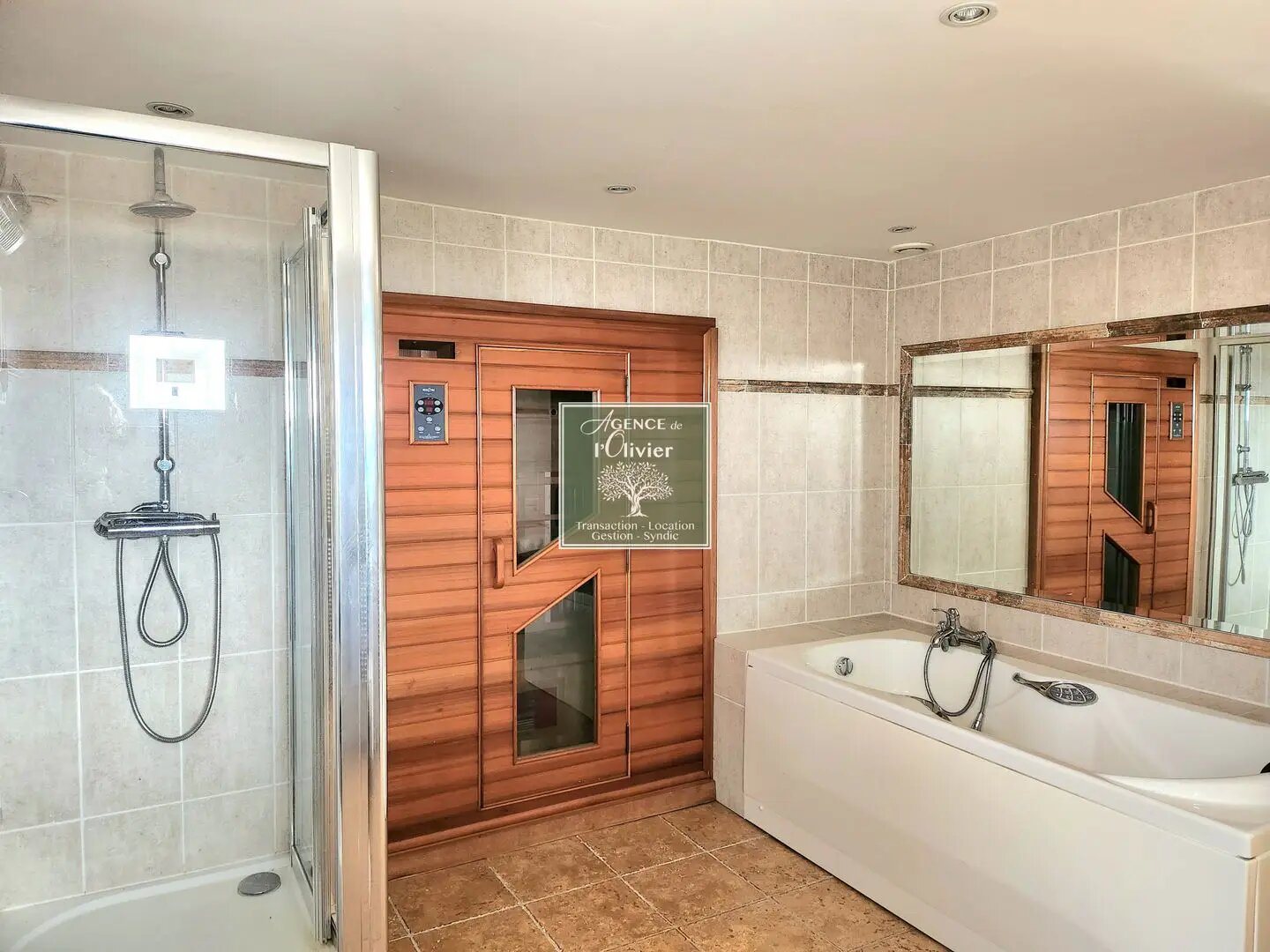 Maison à vendre, 240m², Port-Saint-Louis-du-Rhône