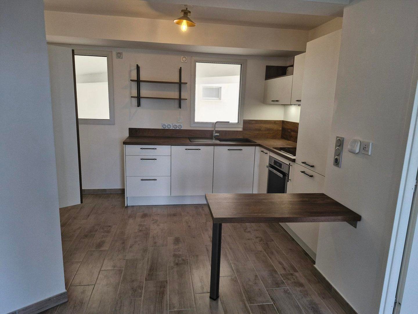 Appartement à louer, 47m², Marseille 8ème