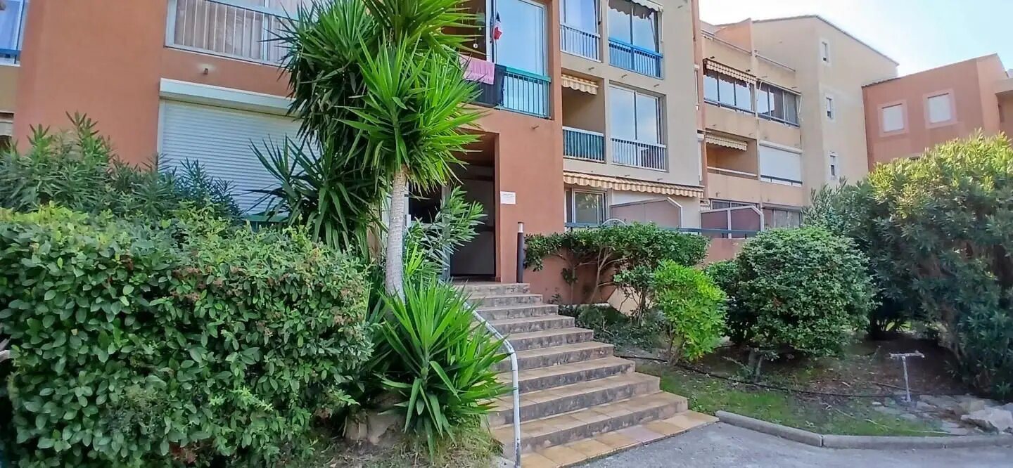 Appartement à louer, 27m², La Ciotat