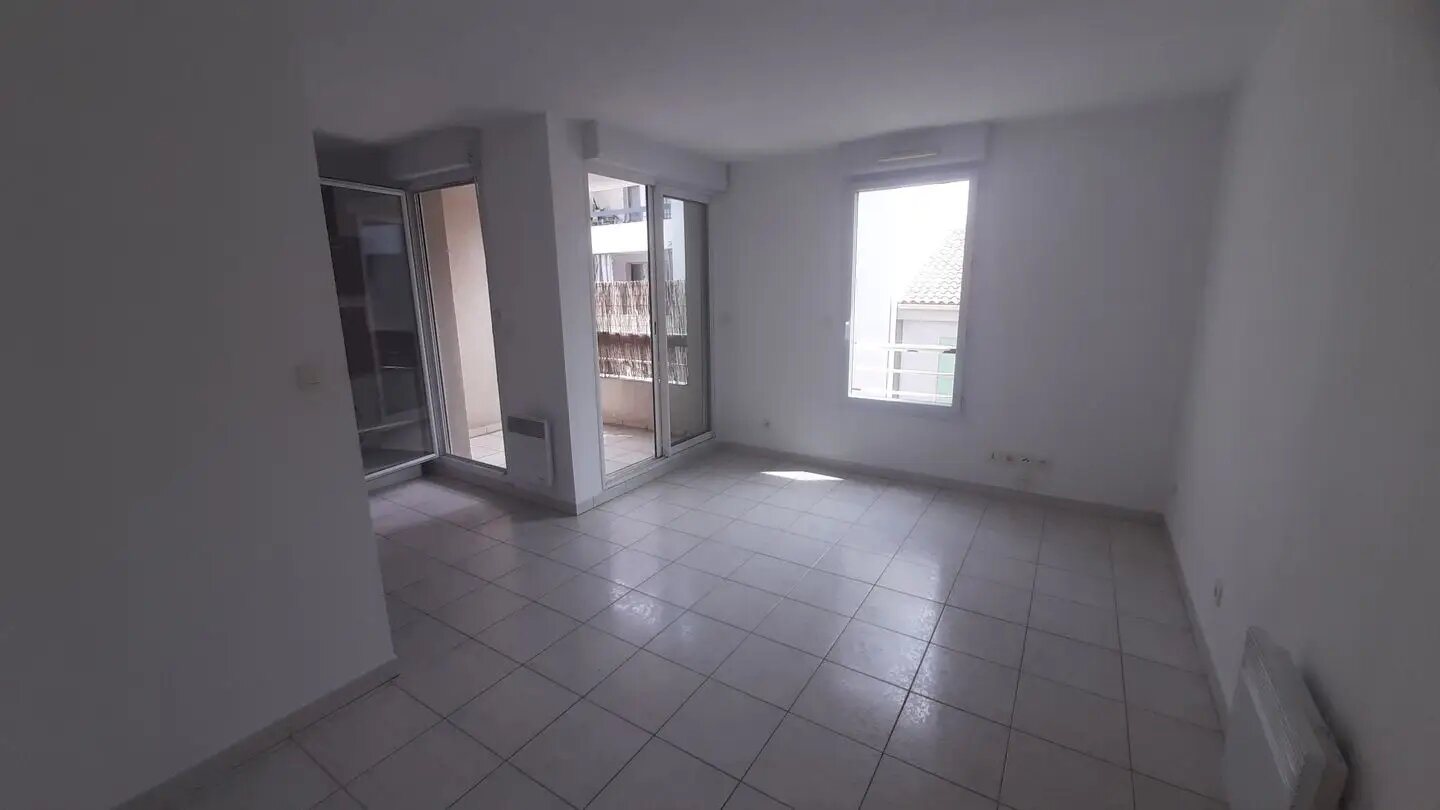 Appartement à louer, 36m², Marseille 8ème