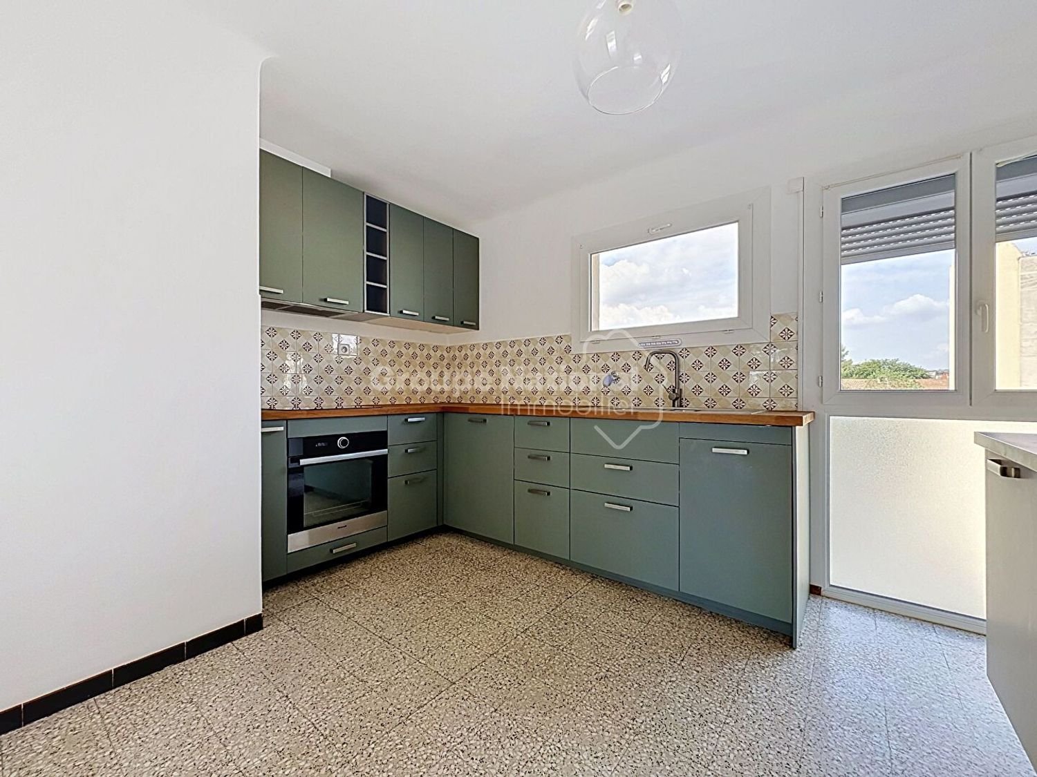 Appartement à louer, 85m², Saint-Chamas