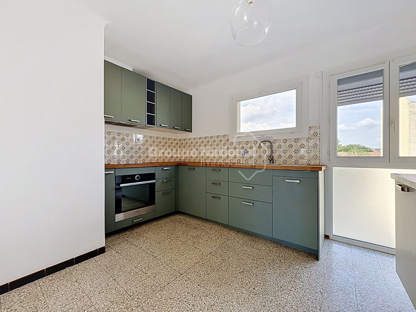 Appartement à louer, 85m², Saint-Chamas