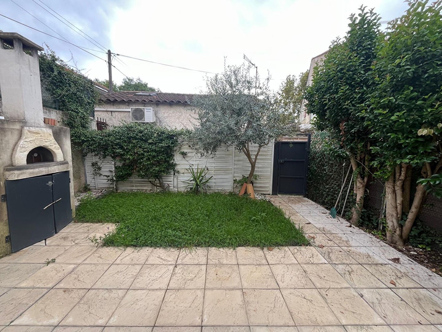 Maison à louer, 75m², Arles