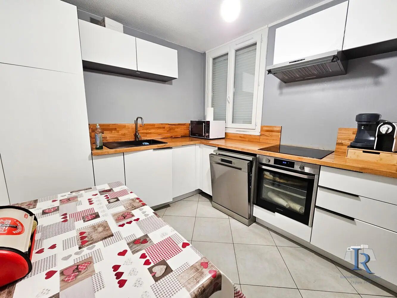 Appartement à vendre, 77m², Vitrolles