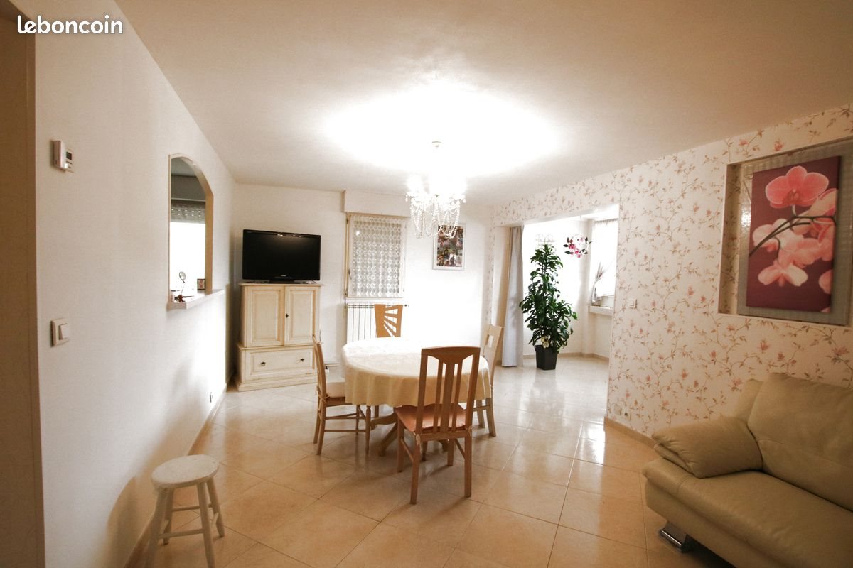 Appartement à louer, 78m², Vitrolles