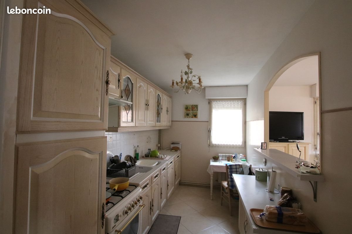 Appartement à louer, 78m², Vitrolles