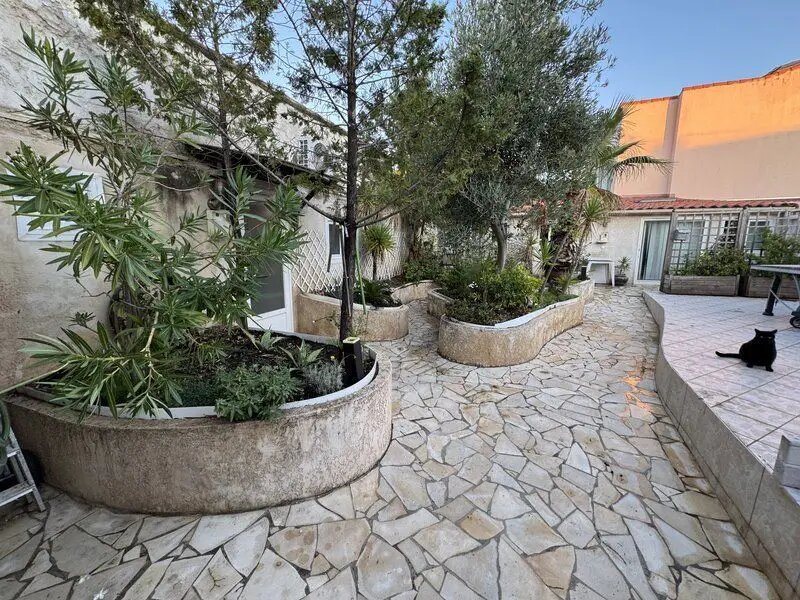 Appartement à louer, 35m², Marseille 8ème