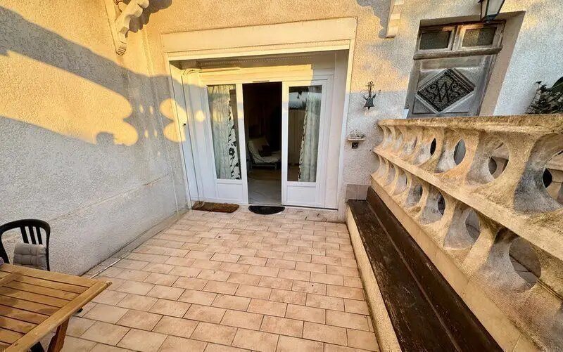 Appartement à louer, 35m², Marseille 8ème