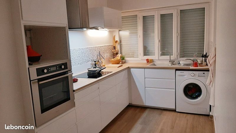 Appartement à louer, 76m², Marseille 8ème
