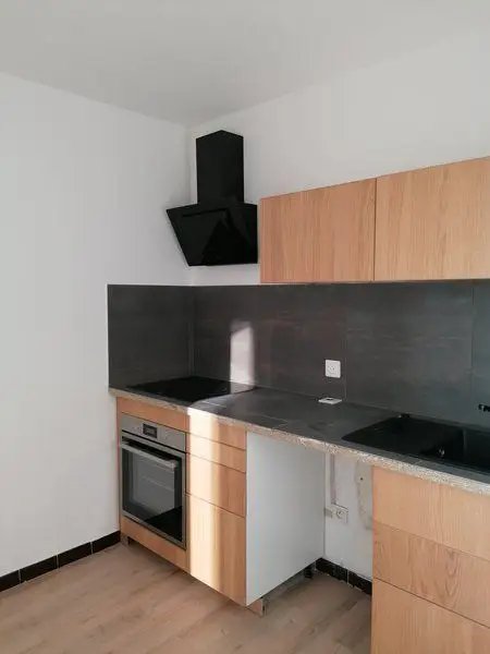 Appartement à louer, 31m², Marseille 8ème