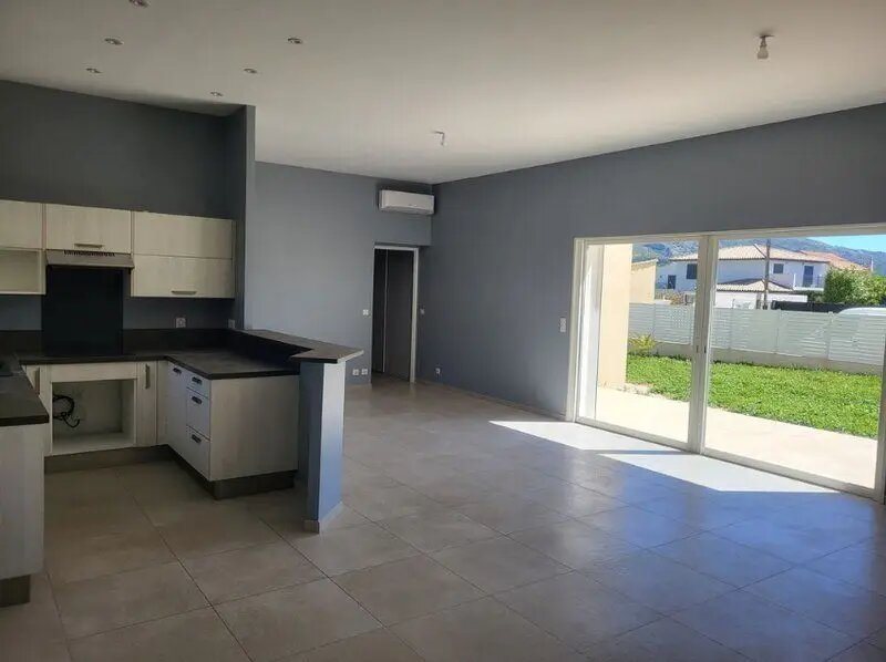 Maison à louer, 120m², Aubagne