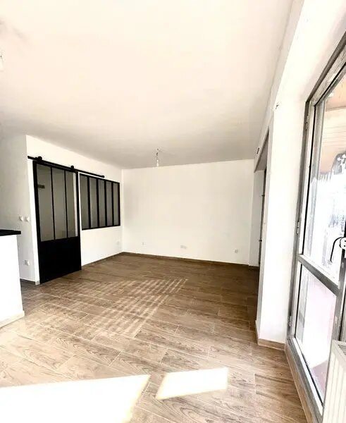 Appartement à louer, 39m², Marseille 8ème
