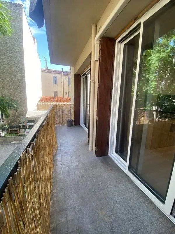 Appartement à louer, 37m², Marseille 8ème