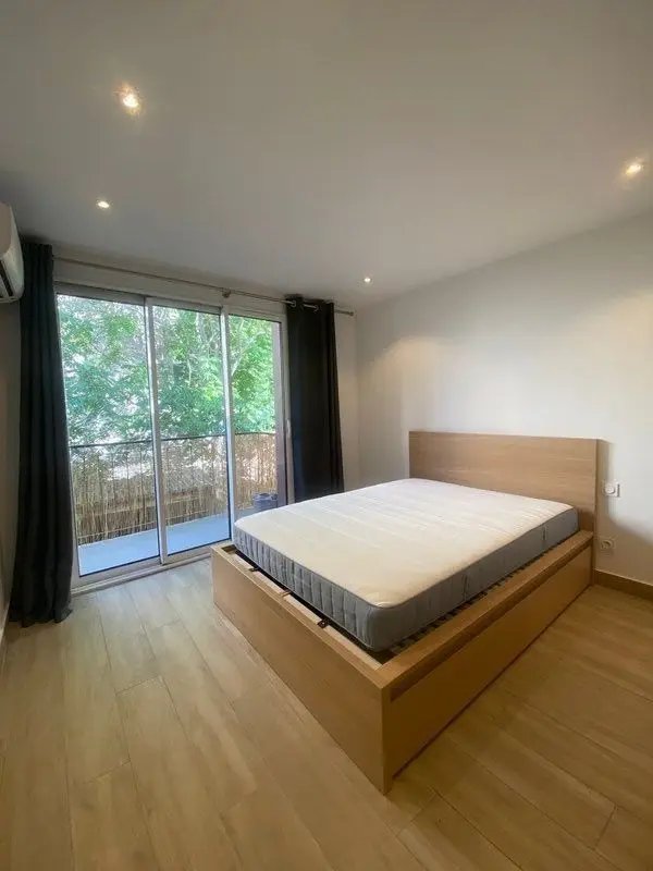 Appartement à louer, 37m², Marseille 8ème