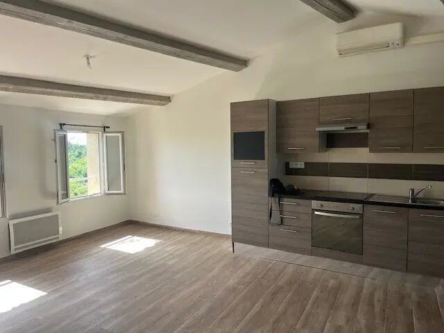 Appartement à louer, 53m², La Verdière