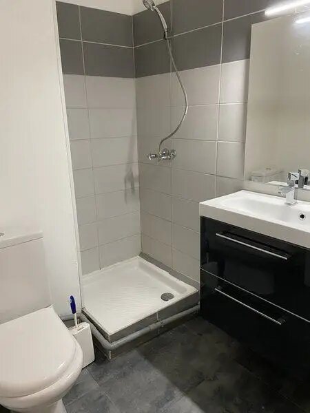 Appartement à louer, 16m², Marseille 8ème