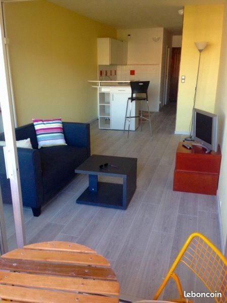 Appartement à louer, 35m², Marseille 8ème