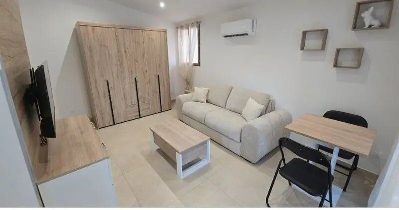 Appartement à louer, 26m², Peypin