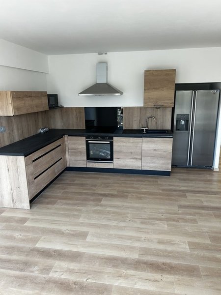 Appartement à louer, 80m², Marseille 5ème