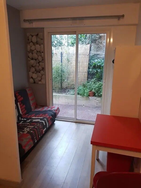 Appartement à louer, 10m², Marseille 8ème