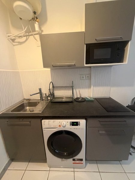 Appartement à louer, 17m², Marseille 1er