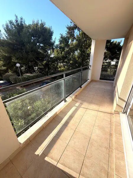 Appartement à louer, 26m², Marseille 13ème