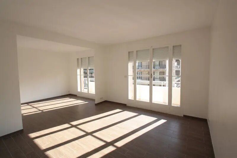 Appartement à louer, 83m², Marseille 8ème