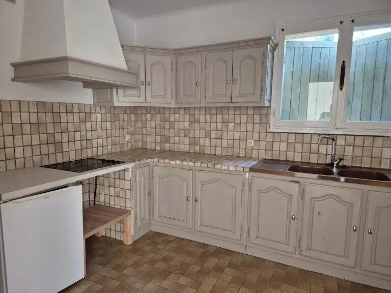 Appartement à louer, 90m², Saint-Zacharie