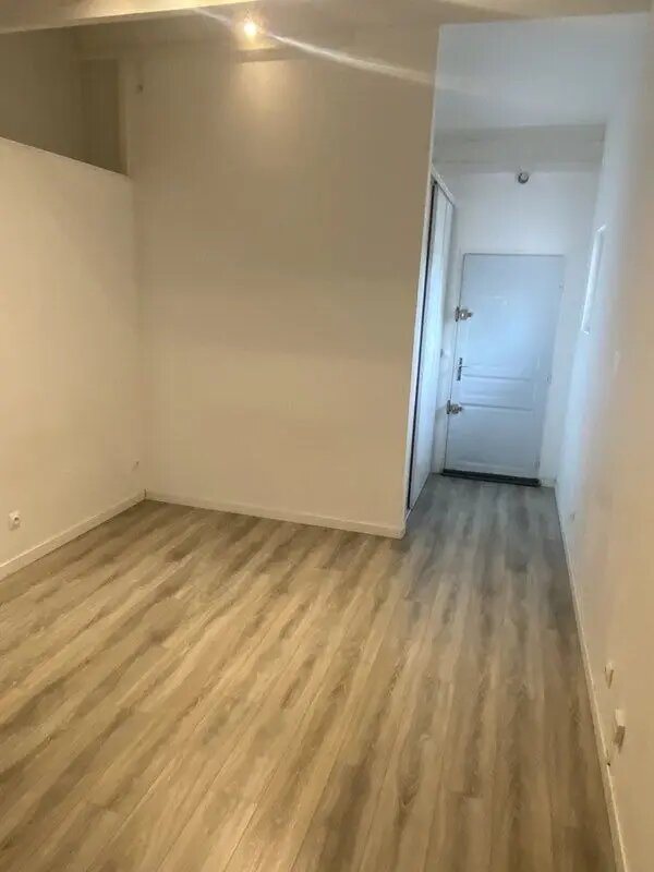 Appartement à louer, 26m², Aubagne