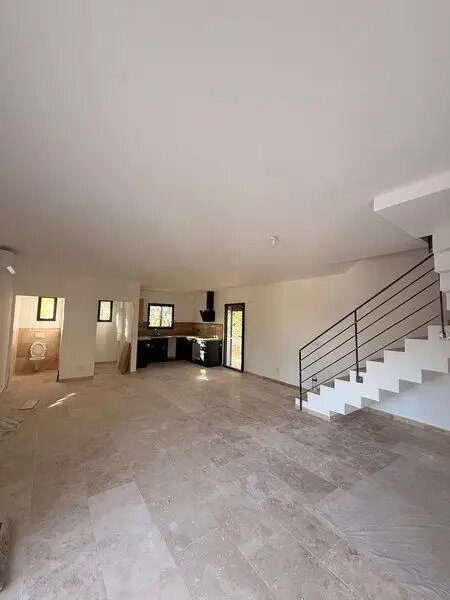 Maison à louer, 100m², Ceyreste