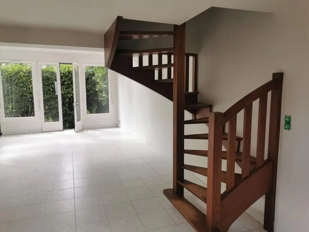 Maison à louer, 79m², Pont-l'Evêque