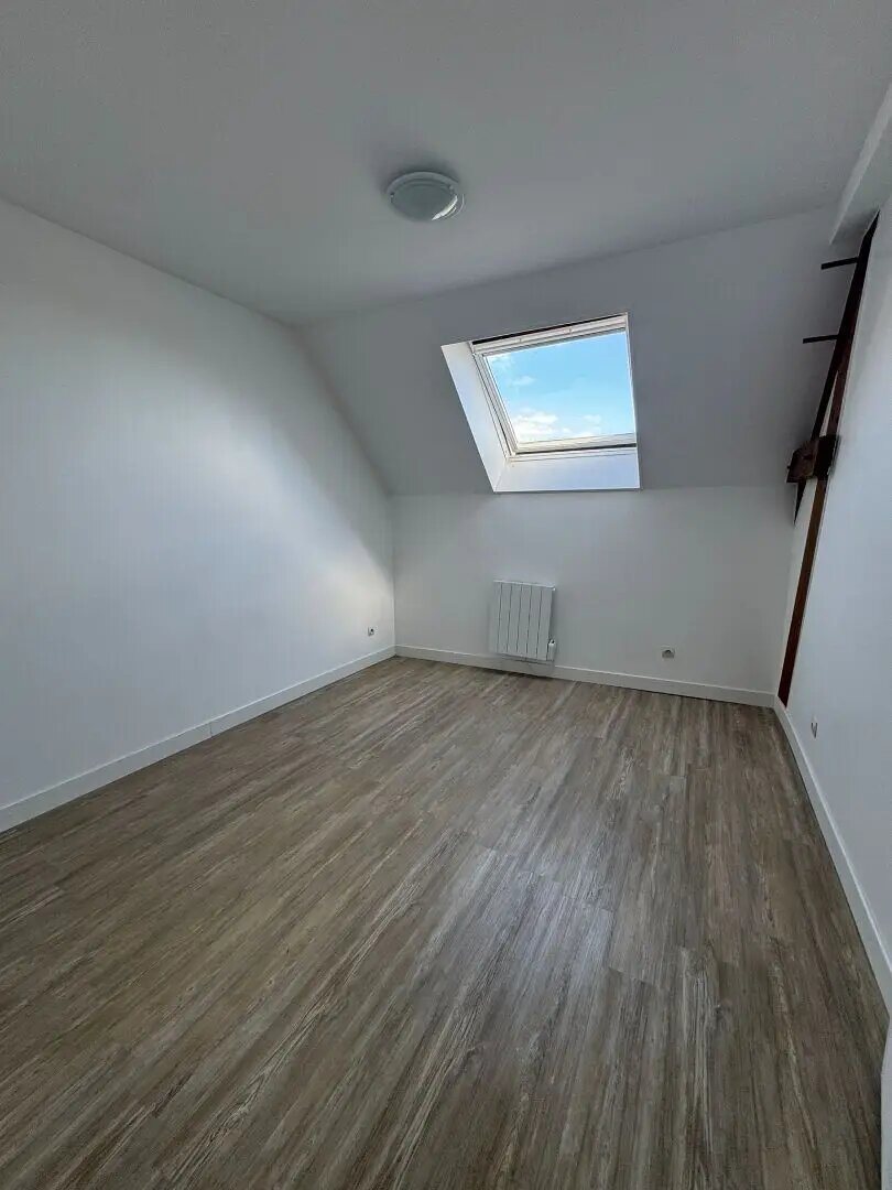 Maison à louer, 40m², Saint-Contest