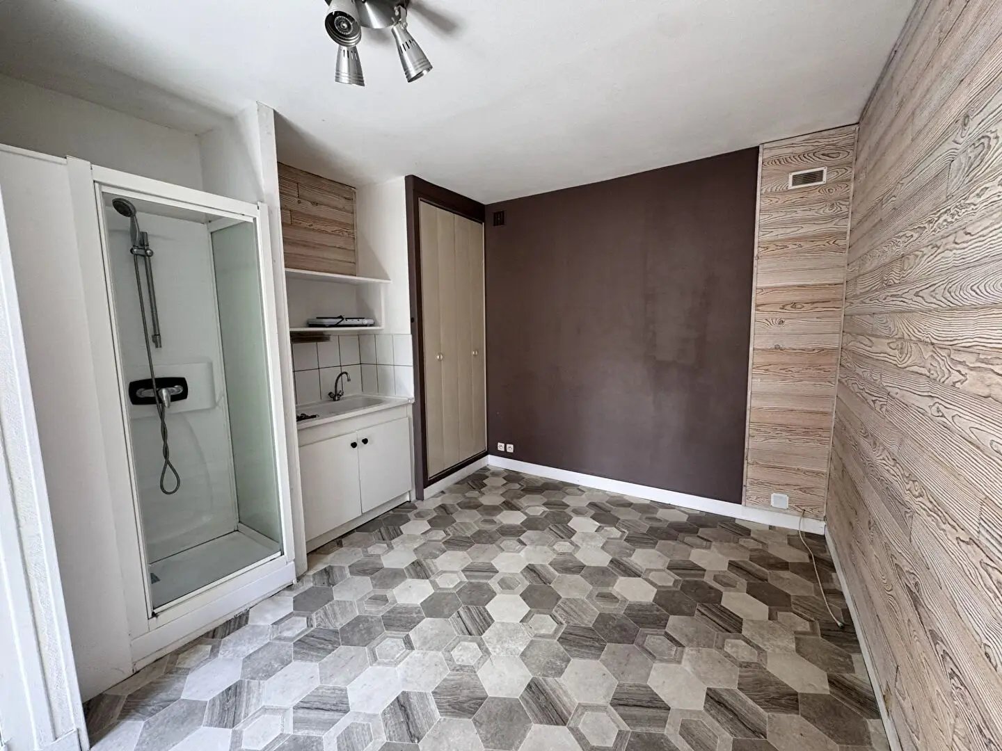 Appartement à louer, 16m², Caen
