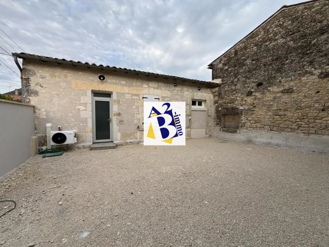 Maison à louer, 52m², Châteaubernard