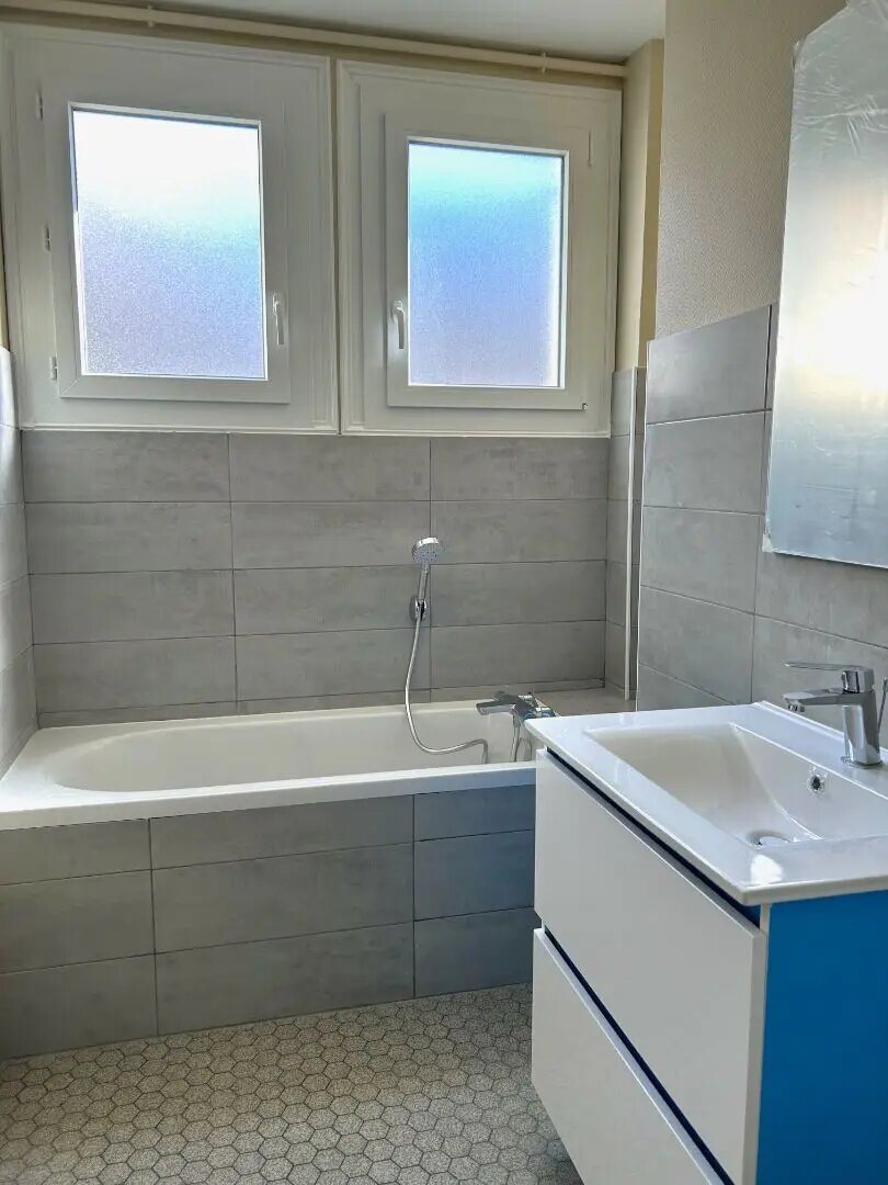 Appartement à louer, 51m², Aurillac