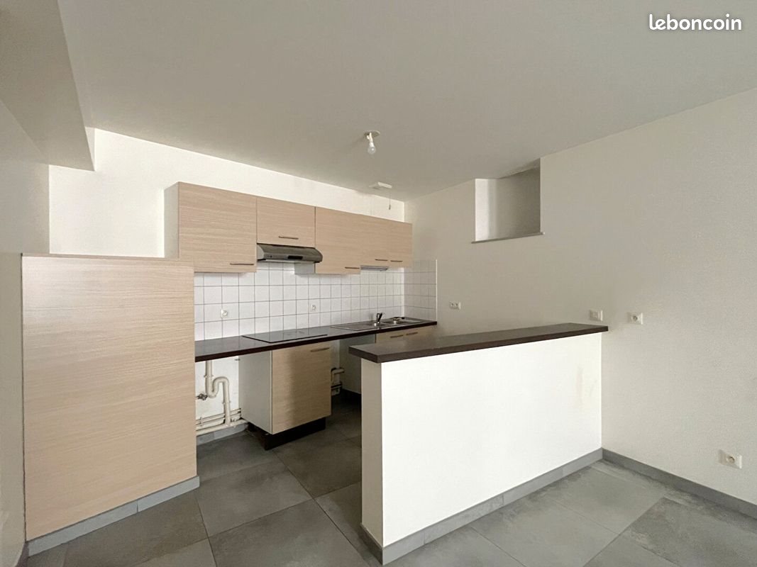 Appartement à louer, 50m², Aurillac