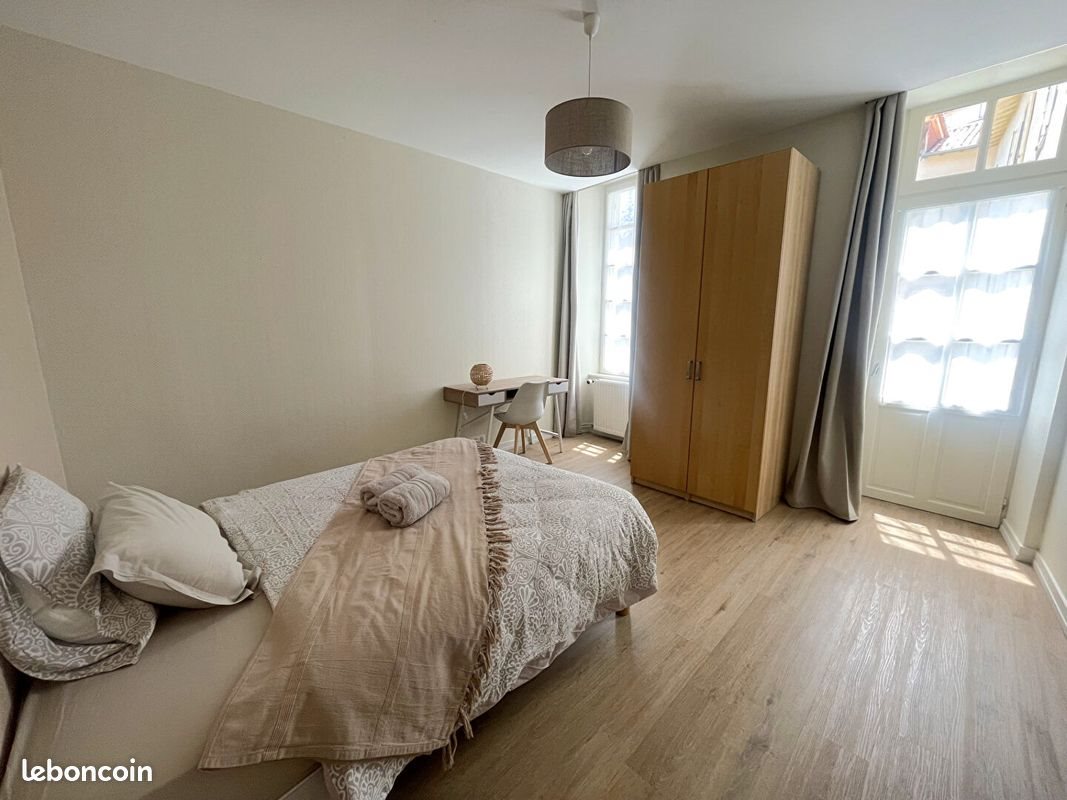 Appartement à louer, 95m², Aurillac
