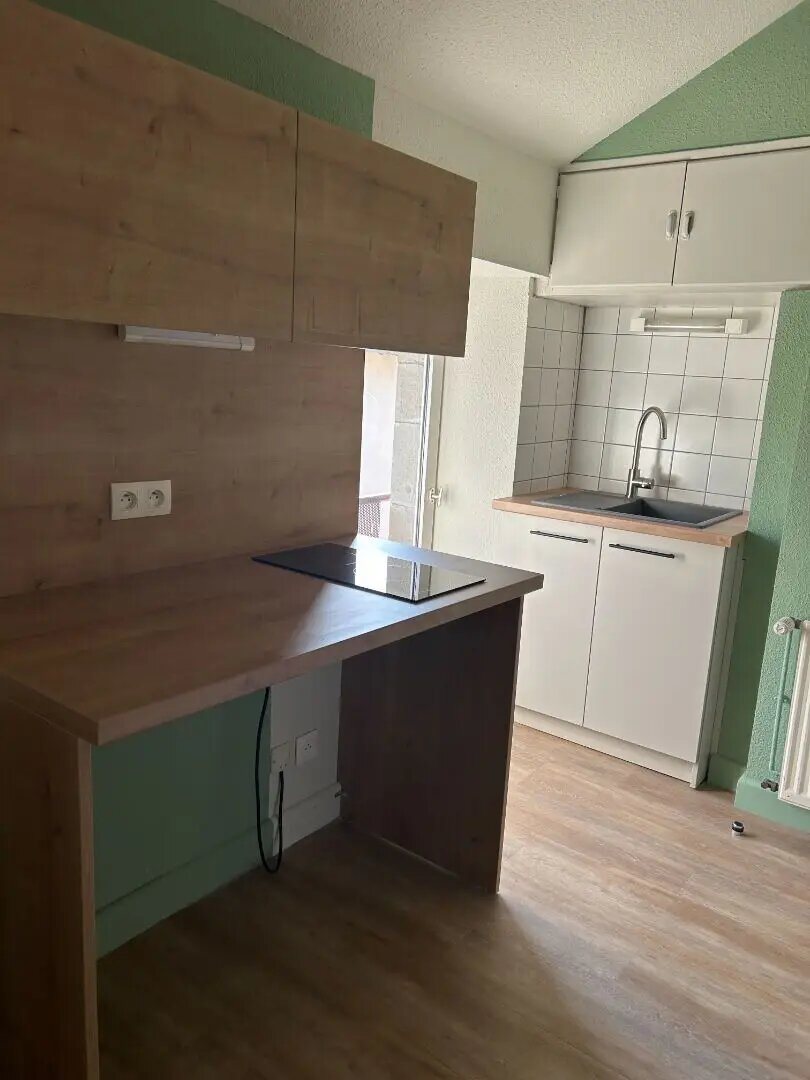 Appartement à louer, 29m², Aurillac
