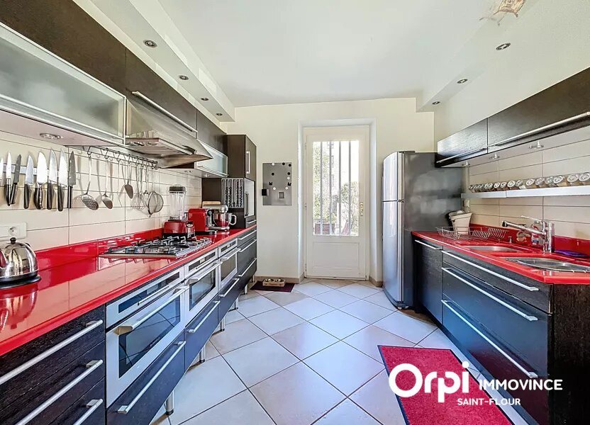 Maison à vendre, 150m², Massiac