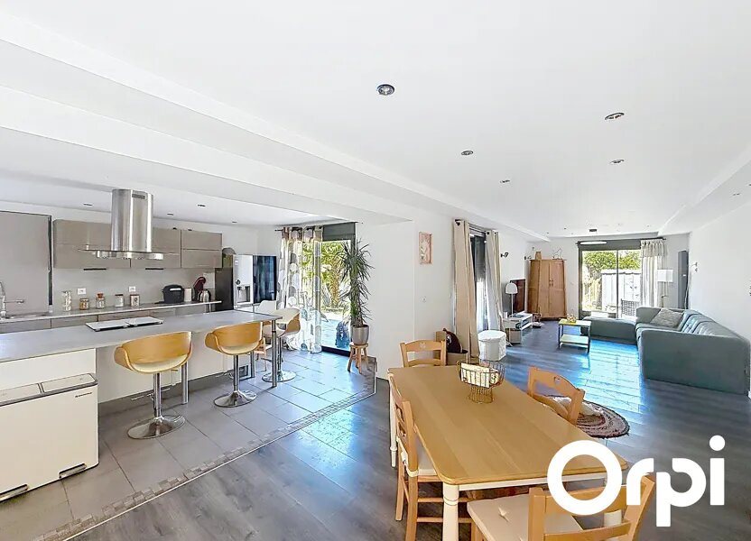 Maison à vendre, 146m², Aulnat