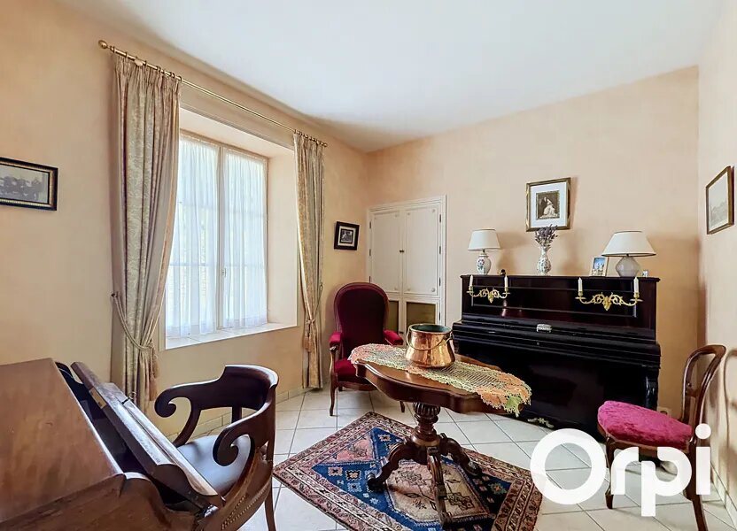 Maison à vendre, 130m², Ferrières-Saint-Mary