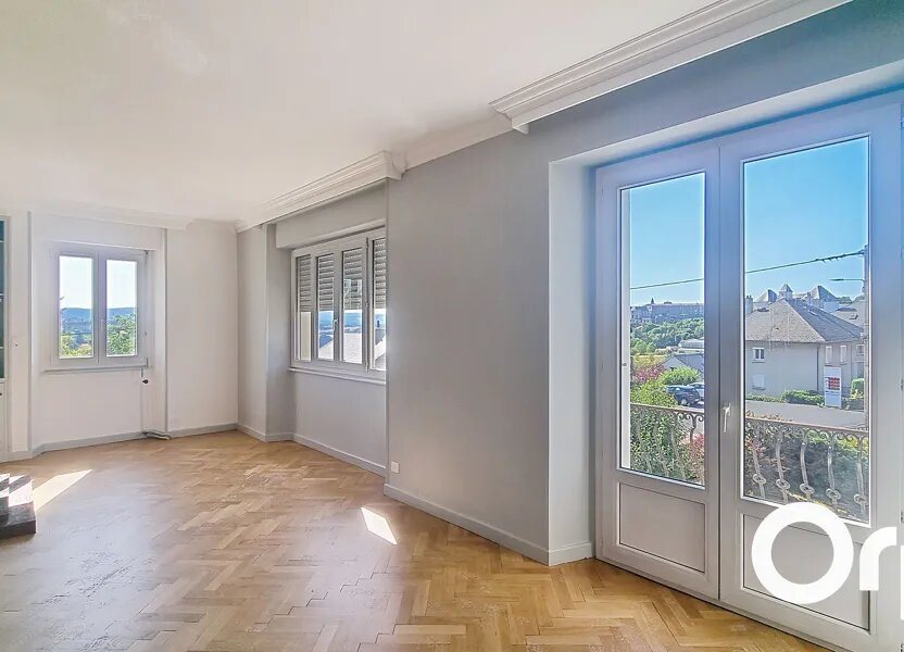 Appartement à louer, 119m², Saint-Flour